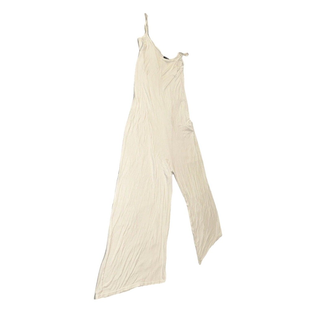 Boohoo Small White Romper Sleeveless Jumpsuit 14” Chest 41” Lenght 18.5” Inseam